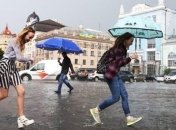 Украинцев предупреждают о сильных ливнях и грозах