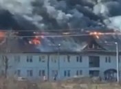 В Закарпатье загорелся жилой комплекс для переселенцев: фото и видео ЧП
