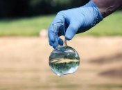 Школьники в Днепре могли отравиться грязной водой