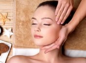 Правильный уход за областью шеи 