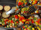 Маринованные баклажаны со сладким перцем