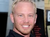 Звезда Беверли Хиллз стал папой