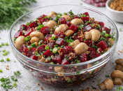 Салат со свеклой и маринованными грибами