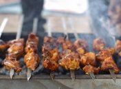 Так жарить шашлык категорически нельзя: правила приготовления главного блюда майских пикников 