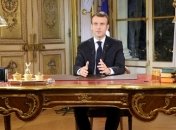 Чрезвычайное положение: Макрон обратился к французам в связи с протестами