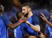 Жиру пообещал покрасить бороду в цвета национального флага в случае победы на Евро-2016