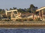 Цены на нефть в пятницу перешли к падению, но могут завершить неделю в плюсе