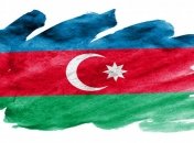 На дорогах Киева с флагами празднуют прекращение войны в Карабахе. Видео