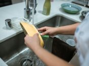 И без горячей воды можно перемыть много посуды