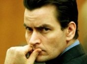 ВИЧ-инфицированого Чарли Шина завалили судебными исками