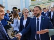 В Киеве проходит съезд "Слуги народа": выберут нового главу партии