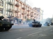 В Киеве показали модернизированные танки Т-64БВ