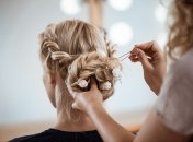 Місячний календар на лютий 2024 року підкаже, коли робити зачіску