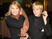 Сын Сергея Зверева решил жениться на официантке 