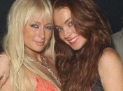 Снова за свое: Пэрис Хилтон высмеяла реалити-шоу Линдси Лохан (Видео)