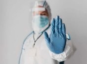 Не вакцинированных работников отстранят от работы