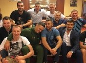 "Одна школа": в Сети сравнили нокауты от Ломаченко и Усика