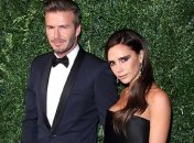 Виктория и Дэвид Бэкхем открыли выставку картин в своем магазине