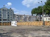 Обустройство сквера на Контрактовой в Киеве находится на финальной стадии