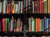 Интересные идеи по организации пространства для книг в квартире (Фото)