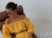 Топ без бретелі в трендах літа 2023 року