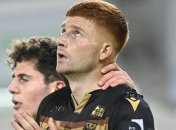 В Бельгии футболист опозорился, выбрасывая аут (видео)