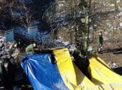 На Донбассе засекли российскую РЛС, которую оккупанты пытались спрятать под "украинским флагом" (фото)