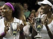 Сестры Уильямс выиграли Уимблдон в парном разряде 