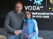 Бренд VODA UA стал официальным водным партнером ФК "Рух"