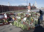 С места убийства Немцова убрали все цветы и фотографии