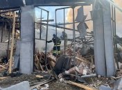 Фото з місця удару по Кривому Розі