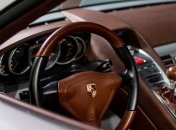 Инспектора ГФС обвиняют по приобретению Porsche