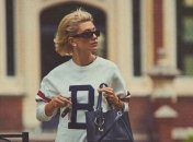 В образе принцессы Ди: Хейли Бибер снялась для известного глянца (Фото)