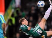 В Кубке Англии голкипер ударом через себя поразил ворота (Видео)