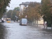 Сильнейший ливень затопил Житомир (Видео)  