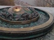 В Киеве вандалы украли мини-фигурку из проекта "Шукай"