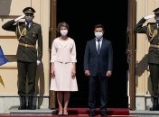 Президент Швейцарии прибыла в Киев