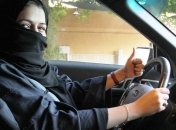 Женщинам в Саудовской Аравии разрешили пилотировать гражданские самолеты 