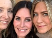 Главные героины ситкома "Друзья" опубликовали новое совместное фото