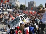 Полиция Стамбула полностью сняла заграждения вокруг парка Гези