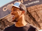 Джошуа задумывается о бое в Африке