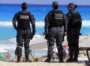 В Мексике боевики устроили стрельбу на пляже с туристами: три человека погибли