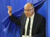 СМИ: Парубий пришел голосовать без паспорта