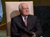 Напавшего с игрушечным пистолетом на президента Чехии отпустили