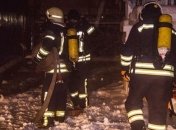 В Киеве на строительном рынке произошел крупный пожар: видео