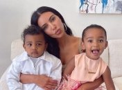 "Тем временем люди теряют работу и болеют": Кардашьян похвасталась автопарком своих несовершеннолетних детей (фото)