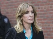 "Она яд в этом городе": карьере Фелисити Хаффман пришел конец (Фото)