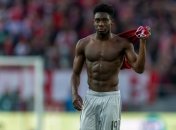 Во время матча Боруссия - Бавария футболист развил скорость 35,3 км/ч