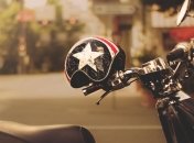 Лучше и прочнее: Ученые создали новый материал для шлемов