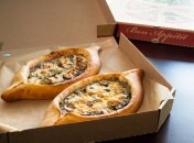 Хачапурі з печерицями — пікантна пісна випічка